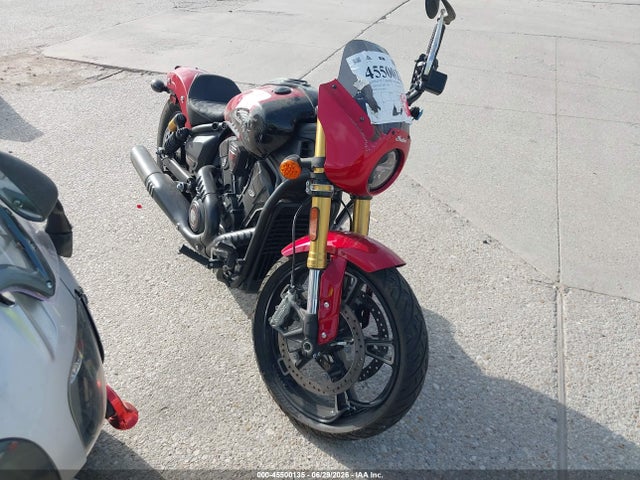 45500135 :رقم المزاد ، 56KSSE771S3208192 vin ، 2025 Indian Motorcycle Co. 101 Scout مزاد بيع
