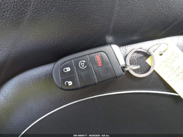 ZACNJDD15NPN69390 Jeep Renegade Limited 4x4