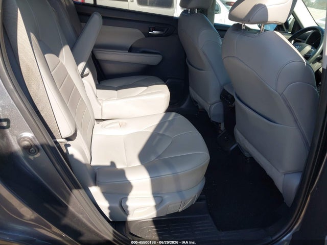 Продажа на аукционе авто 2020 Toyota Highlander Xle, vin: 5TDGZRAH5LS505014, номер лота: 45500198