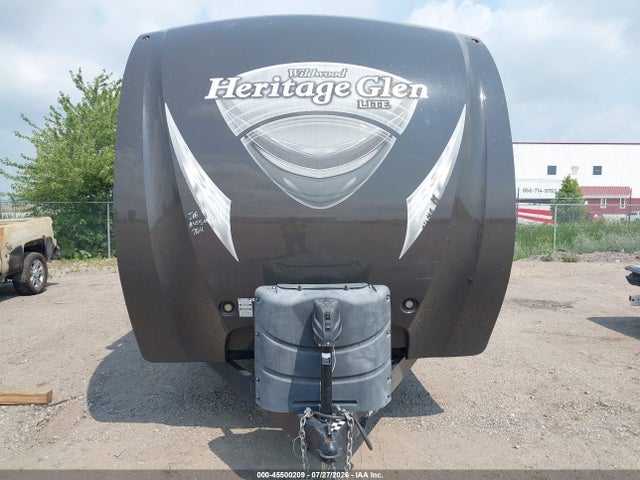 45500209 :رقم المزاد ، 4X4TWBF2XFU006643 vin ، 2015 Wildwood Other مزاد بيع