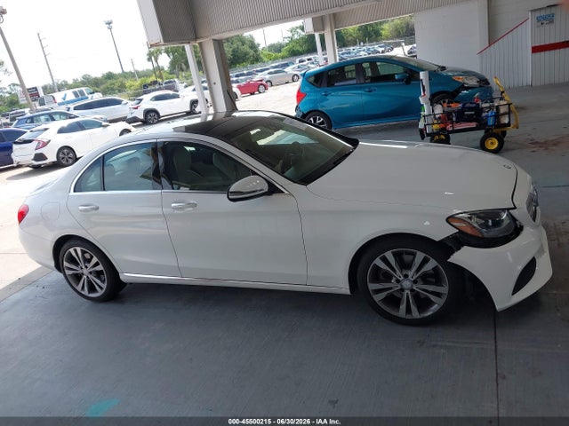 2016 Mercedes-benz C 300 მანქანა იყიდება აუქციონზე, vin: WDDWF4JB0GR141825, აუქციონის ნომერი: 45500215