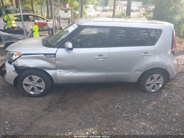 45500227 :رقم المزاد ، KNDJN2A22F7816564 vin ، 2015 Kia Soul مزاد بيع