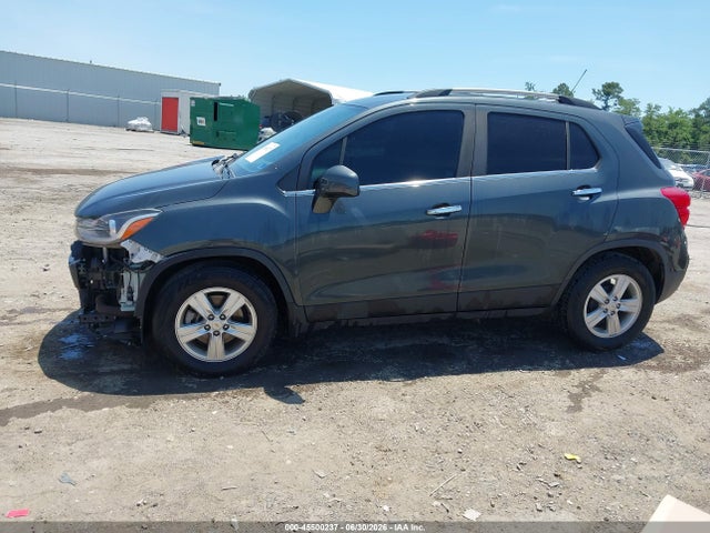 KL7CJLSB0JB718225 Chevrolet Trax Lt
