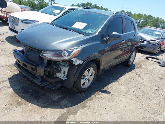 KL7CJLSB0JB718225 Chevrolet Trax Lt