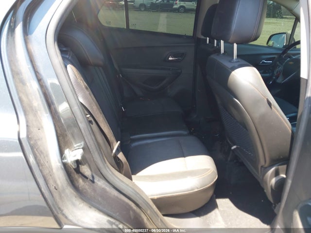 KL7CJLSB0JB718225 Chevrolet Trax Lt