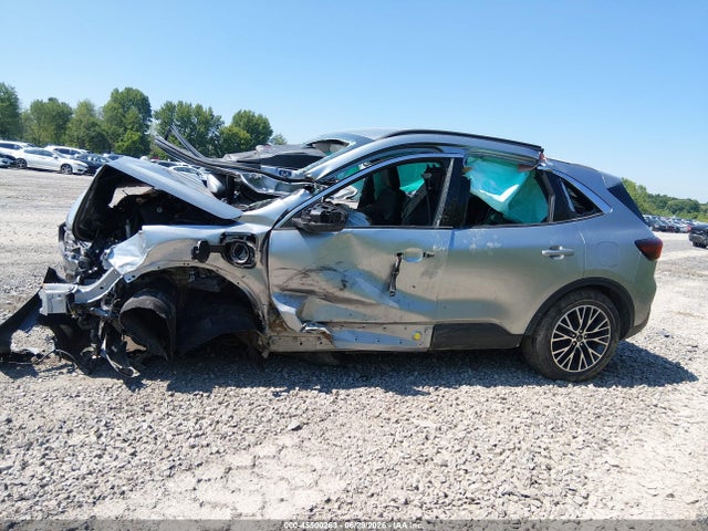Ford Escape Phev 2024 1FMCU0E16RUA72230 Image 13
