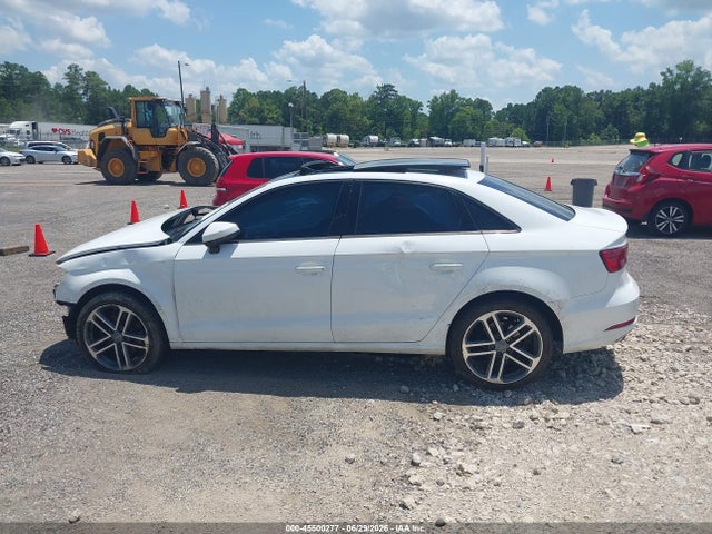 45500277 :رقم المزاد ، WAUAUGFF9H1064151 vin ، 2017 Audi A3 Premium مزاد بيع