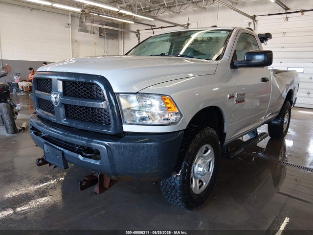 RAM 2500 2018 3C6LR5AT1JG363596 Image 2