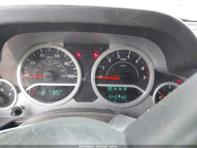 Auction sale of the 2007 Jeep Wrangler Unlimited Sahara, vin: 1J4GA59117L157902, lot number: 45500338