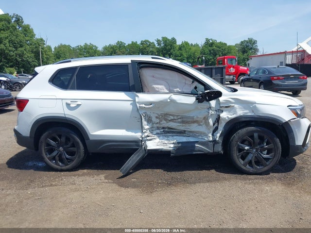 Aukcja sprzedaży 2023 Volkswagen Taos 1.5t Se, vin: 3VVYX7B20PM302516, numer aukcji: 45500358