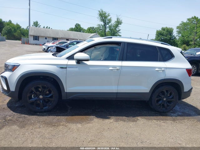Aukcja sprzedaży 2023 Volkswagen Taos 1.5t Se, vin: 3VVYX7B20PM302516, numer aukcji: 45500358
