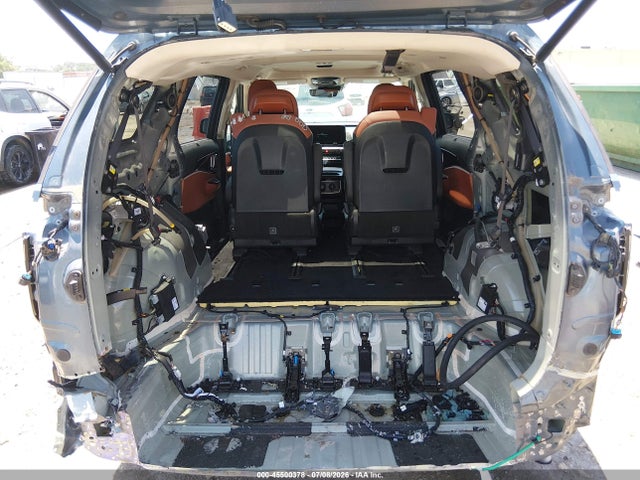 KNDNE5H35N6091158 KIA Carnival Mpv Sx Prestige