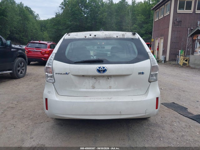 Продажа на аукционе авто 2012 Toyota Prius V Two, vin: JTDZN3EU0C3109759, номер лота: 45500387