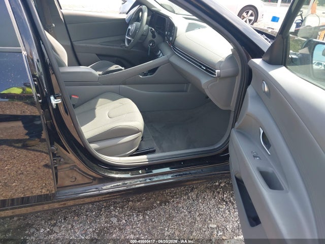 Продажа на аукционе авто 2025 Hyundai Elantra Se, vin: KMHLL4DGXSU886886, номер лота: 45500417