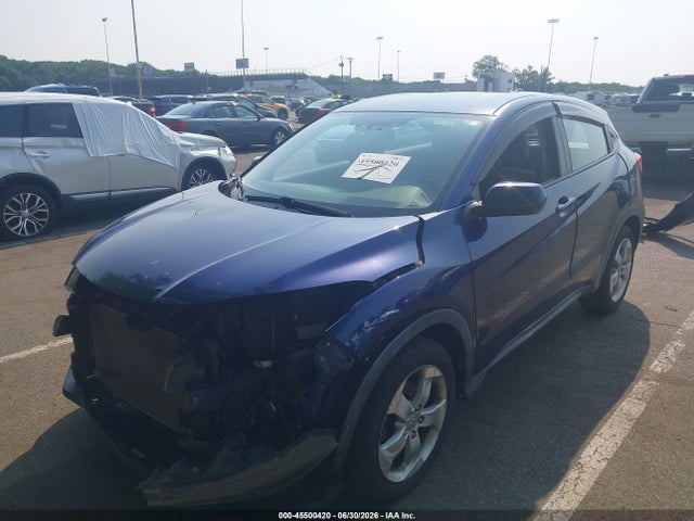 Honda HR-V LX 2016 3CZRU6H36GM745155 Image 2