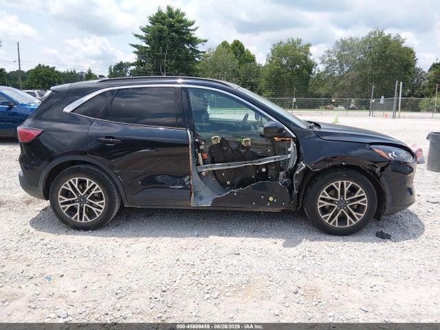 1FMCU0H68LUC28394 Ford ESCAPE SEL