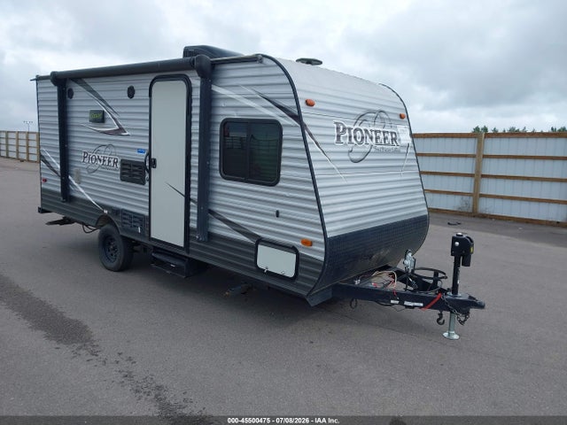 45500475 :رقم المزاد ، 5SFPB2211JE359207 vin ، 2018 Heartland Rv Pioneer مزاد بيع