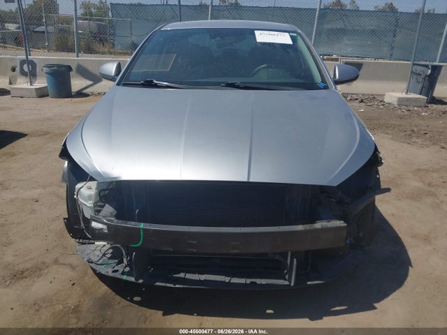 5NPD74LF4LH601763 Hyundai ELANTRA SE