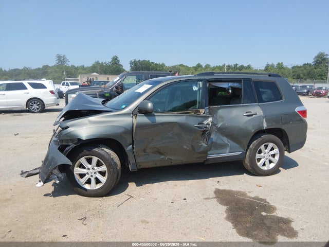 2012 Toyota Highlander Base V6 მანქანა იყიდება აუქციონზე, vin: 5TDBK3EH9CS144215, აუქციონის ნომერი: 45500502