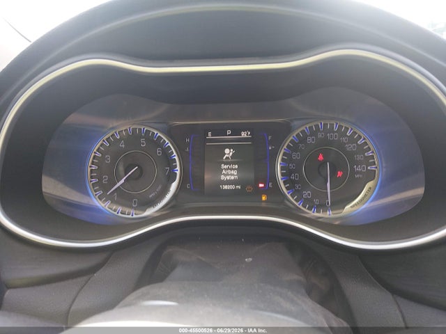 Продажа на аукционе авто 2015 Chrysler 200 Limited, vin: 1C3CCCAB8FN641127, номер лота: 45500526