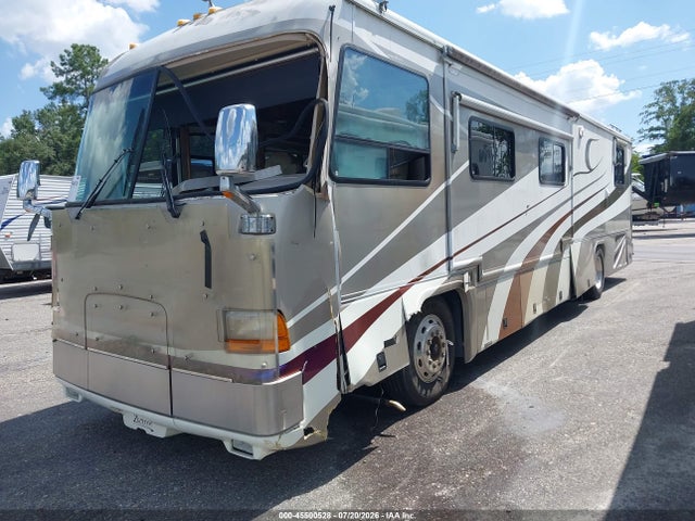 Продаж на аукціоні авто 2001 Freightliner Chassis Vcl, vin: 4UZAAKA851CH68816, номер лоту: 45500528