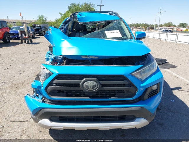 2T3J1RFV0KW038707 Toyota Rav4 Adventure