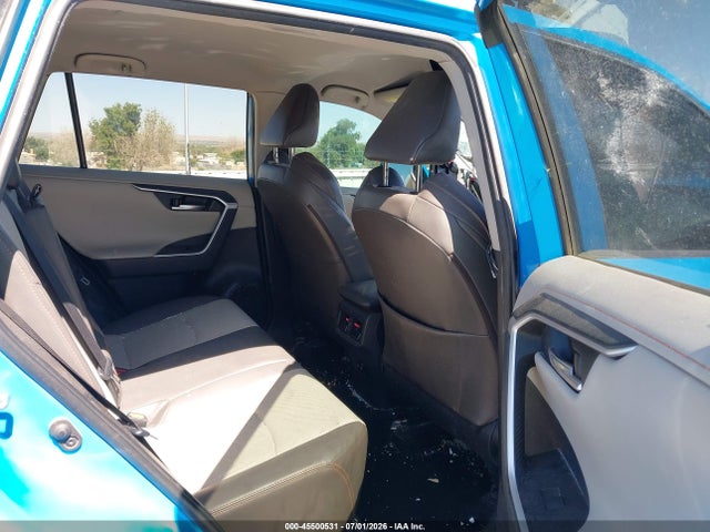 2T3J1RFV0KW038707 Toyota Rav4 Adventure