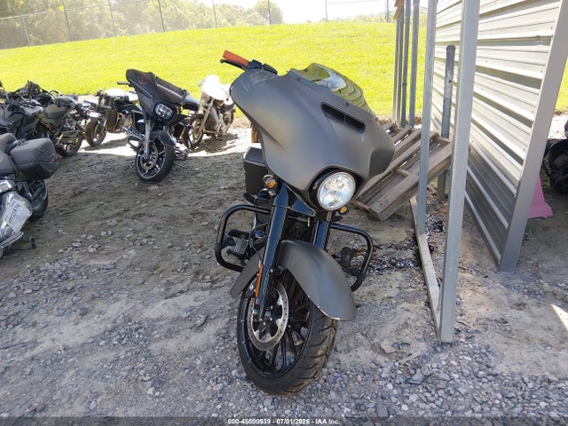 Harley-Davidson FLHXS 2019 1HD1KRP15KB660638 Image 5