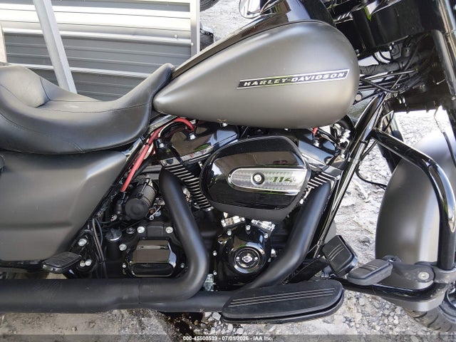 Harley-Davidson FLHXS 2019 1HD1KRP15KB660638 Image 8