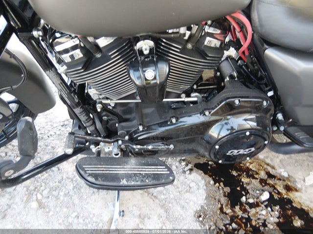 1HD1KRP15KB660638 Harley-Davidson FLHXS
