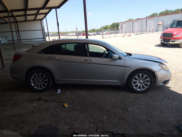2011 Chrysler 200 Touring მანქანა იყიდება აუქციონზე, vin: 1C3BC1FB0BN511961, აუქციონის ნომერი: 45500585