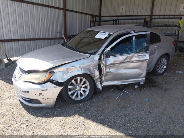 2011 Chrysler 200 Touring მანქანა იყიდება აუქციონზე, vin: 1C3BC1FB0BN511961, აუქციონის ნომერი: 45500585