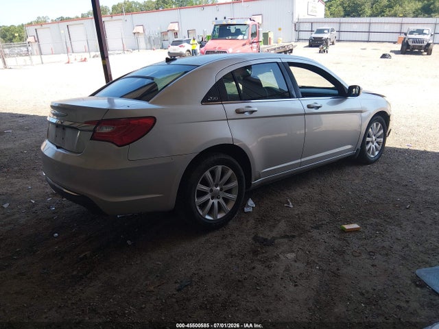 2011 Chrysler 200 Touring მანქანა იყიდება აუქციონზე, vin: 1C3BC1FB0BN511961, აუქციონის ნომერი: 45500585