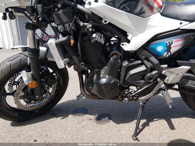 2017 Kawasaki Ex650 F მანქანა იყიდება აუქციონზე, vin: JKAEXEK12HDA09031, აუქციონის ნომერი: 45500590