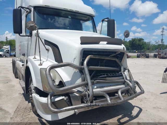 Продажа на аукционе авто 2011 Volvo Vn Vnl, vin: 4V4NC9TH4BN297724, номер лота: 45500593