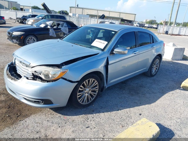 45500646 :رقم المزاد ، 1C3CCBCB9CN300483 vin ، 2012 Chrysler 200 Limited مزاد بيع