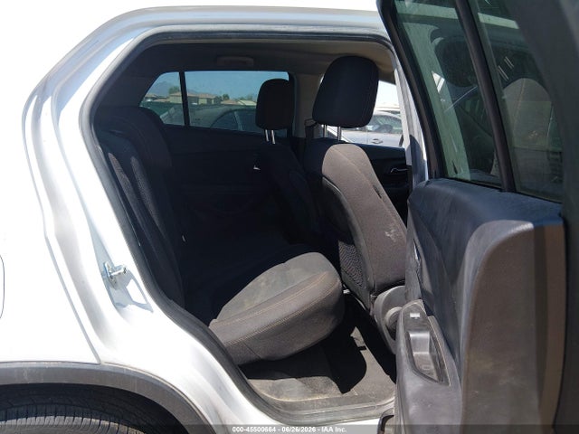 Chevrolet TRAX LS 2018 KL7CJNSB5JB558953 Image 8