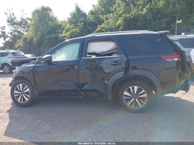 5N1DR3CC3NC265785 Nissan Pathfinder Sl 4wd