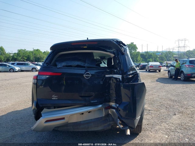 5N1DR3CC3NC265785 Nissan Pathfinder Sl 4wd