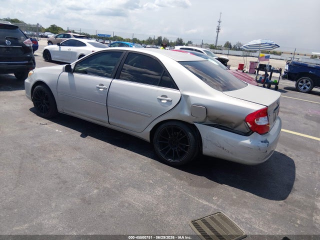 2003 Toyota Camry Xle მანქანა იყიდება აუქციონზე, vin: 4T1BE30K63U667581, აუქციონის ნომერი: 45500751