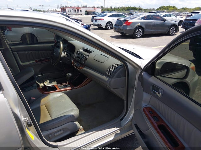 2003 Toyota Camry Xle მანქანა იყიდება აუქციონზე, vin: 4T1BE30K63U667581, აუქციონის ნომერი: 45500751