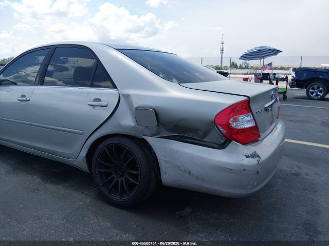 2003 Toyota Camry Xle მანქანა იყიდება აუქციონზე, vin: 4T1BE30K63U667581, აუქციონის ნომერი: 45500751