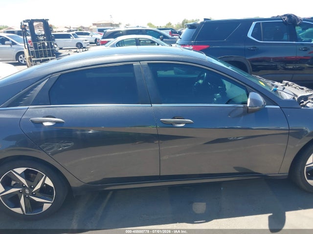 5NPLN4AG2MH012726 Hyundai ELANTRA SEL