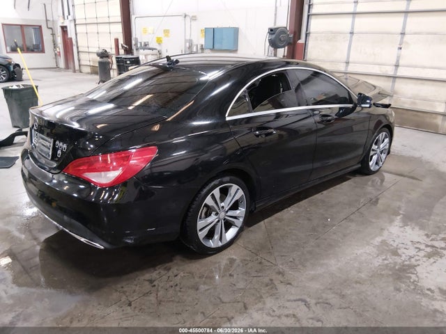 WDDSJ4EB0JN500886 Mercedes-Benz CLA 250