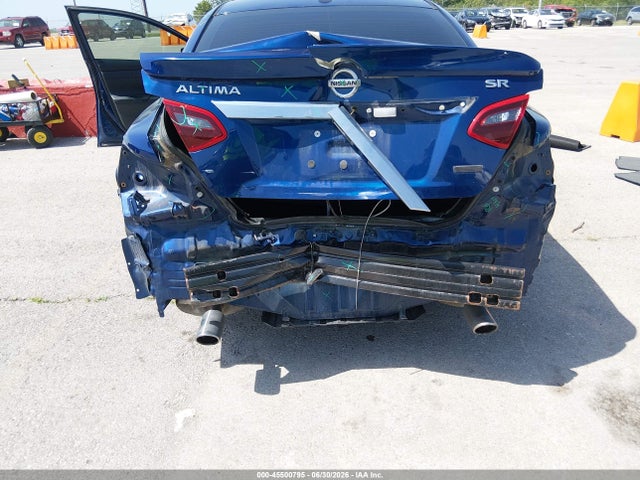 45500795 :رقم المزاد ، 1N4AL3AP0JC256993 vin ، 2018 Nissan Altima 2.5 Sr مزاد بيع