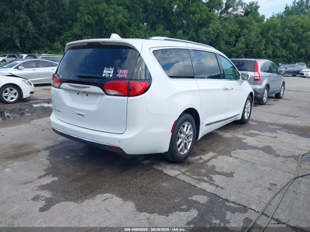 Продаж на аукціоні авто 2020 Chrysler Pacifica Touring L, vin: 2C4RC1BG0LR271844, номер лоту: 45500808