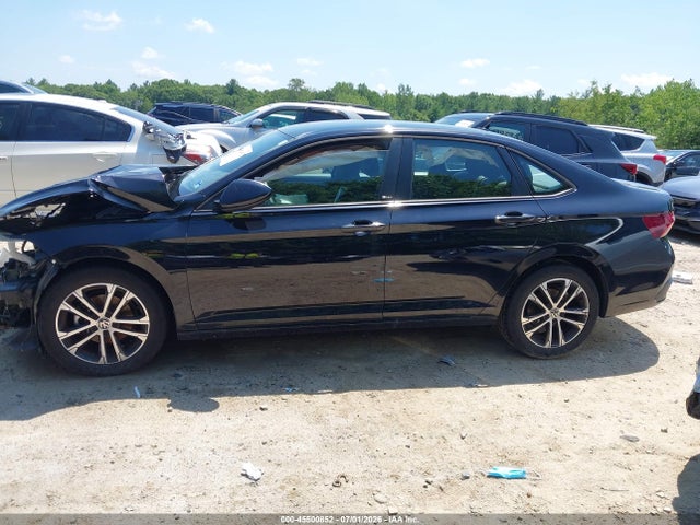 2024 Volkswagen Jetta 1.5t Sport მანქანა იყიდება აუქციონზე, vin: 3VWBM7BU9RM032457, აუქციონის ნომერი: 45500852