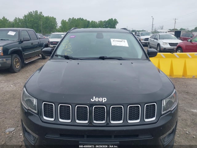 Jeep Compass Latitude 4x4 2018 3C4NJDBB4JT362409 Image 6
