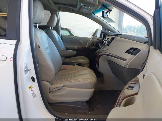 Продажа на аукционе авто 2011 Toyota Sienna Xle V6, vin: 5TDYK3DC8BS082983, номер лота: 45500894