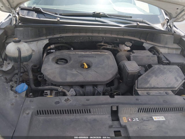 KM8J23A44JU656175 Hyundai TUCSON SE